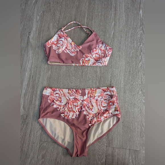 Albion fit garden rose swimsuit bikini set - Picture 9 of 10